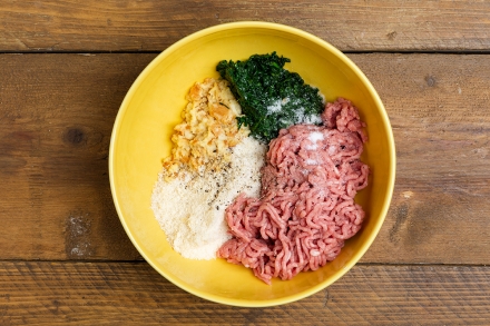 Preparazione Polpette di tacchino in umido con patate - Fase 3 Preparazione Polpette di tacchino in umido con patate - Fase 3