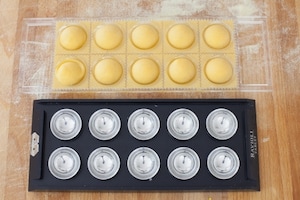 Preparazione Ravioli ripieni di patate, zafferano e provola con salsiccia  - Fase 5