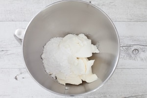 Preparazione Torta Raffaello - Fase 2