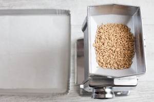 Preparazione Viennesi all’avena con ganache al cioccolato bianco e caffè - Fase 1