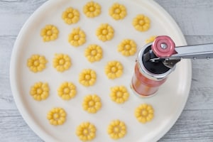 Preparazione Viennesi all’avena con ganache al cioccolato bianco e caffè - Fase 3