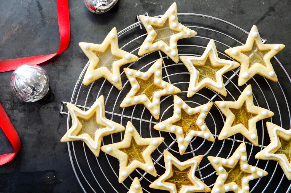 Biscotti di vetro con frolla alle mandorle e limone ricetta