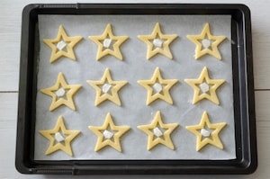Preparazione Biscotti di vetro con frolla alle mandorle e limone - Fase 3