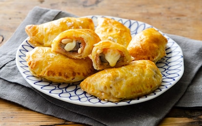 Fagottini ai funghi, prosciutto e fontina