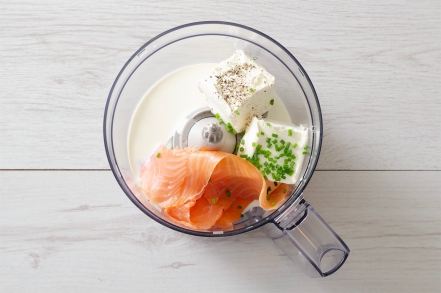 Preparazione Mousse al salmone - Fase 1 Preparazione Mousse al salmone - Fase 1