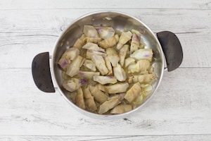 Preparazione Risotto ai carciofi con fonduta di formaggio  - Fase 1