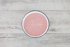 Preparazione Smoothie bowl ai lamponi, banana e pistacchi  - Fase 1