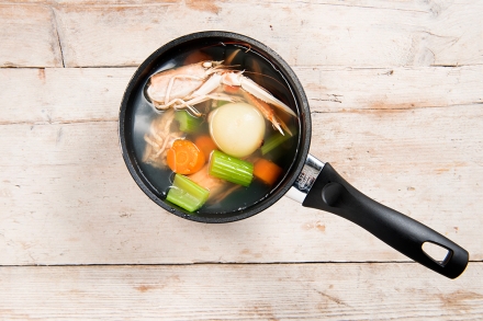 Preparazione Tagliolini agli scampi - Fase 1 Preparazione Tagliolini agli scampi - Fase 1