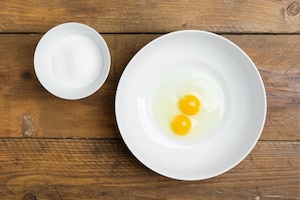 Preparazione Torta al cacao con crema al latte - Fase 1