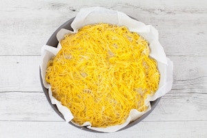 Preparazione Torta di tagliatelle - Fase 6