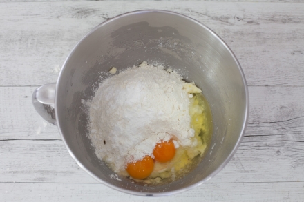 Preparazione Torta di tagliatelle - Fase 3 Preparazione Torta di tagliatelle - Fase 3