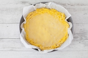 Preparazione Torta di tagliatelle - Fase 5