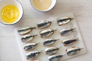 Preparazione Alici ripiene con salsa allo yogurt - Fase 2