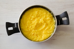 Preparazione Canapè di crostini grigliati di polenta bigusto - Fase 1