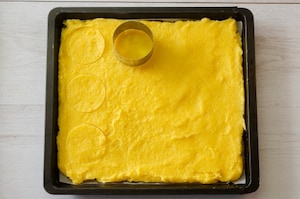 Preparazione Canapè di crostini grigliati di polenta bigusto - Fase 4