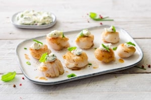 Preparazione Capesante al brandy e burro alle erbe - Fase 3