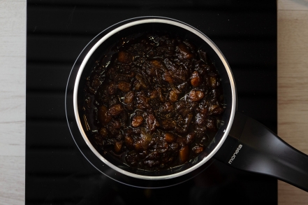 Preparazione Chutney speziato - Fase 2 Preparazione Chutney speziato - Fase 2