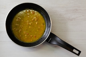 Preparazione Filetto in crosta di nocciole con riduzione all’arancia e rum - Fase 2