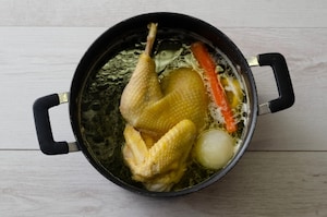 Preparazione Insalata di Natale di cappone e melagrana - Fase 1