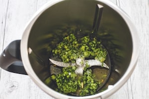 Preparazione Pesto alla genovese con il Bimby - Fase 1