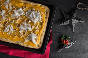 Preparazione Pizza gourmet alla crema di zucca, caciocavallo e lardo  - Fase 4