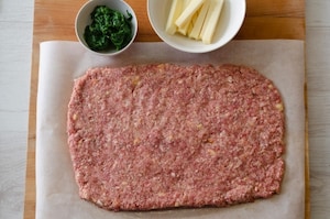 Preparazione Polpettone al forno con bietole in crosta di sesamo - Fase 1