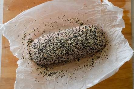 Preparazione Polpettone al forno con bietole in crosta di sesamo - Fase 3 Preparazione Polpettone al forno con bietole in crosta di sesamo - Fase 3