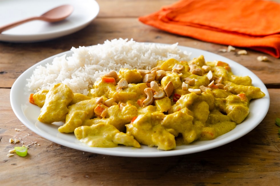 Riso basmati con pollo al curry e latte di cocco ricetta