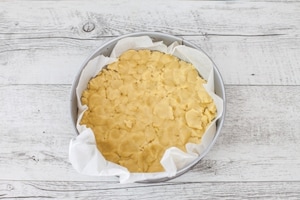 Preparazione Sbriciolata salata broccoli e salame - Fase 4