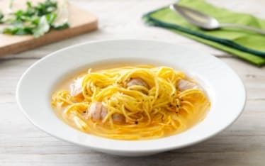 Tagliolini in brodo di canocchie