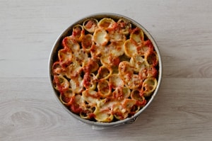 Preparazione Torta di paccheri al forno - Fase 3