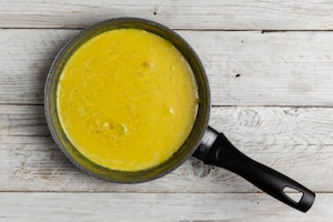 Preparazione Triangoli di pasta fillo con pollo alle erbette e salsa al curry  - Fase 1