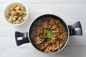 Preparazione Zuppa di farro con porcini e castagne - Fase 2