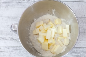 Preparazione Napoleon Cake - Fase 1
