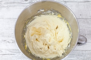 Preparazione Napoleon Cake - Fase 8