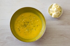 Preparazione Passion fruit curd - Fase 2