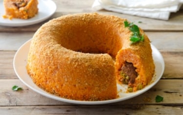 Sartù di riso con spezzatino e piselli