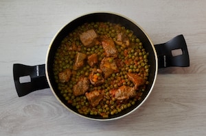 Preparazione Sartù di riso con spezzatino e piselli - Fase 1