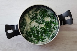 Preparazione Spanakopita con riso e spinaci - Fase 1