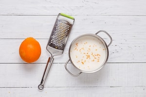 Preparazione Torta al cacao, rum, crema all'arancia - Fase 1