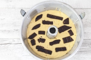 Preparazione Torta con tavolette di cioccolato - Fase 3