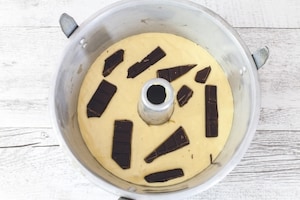 Preparazione Torta con tavolette di cioccolato - Fase 2