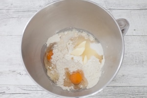 Preparazione Bugie ripiene - Fase 1