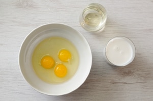Preparazione Ciambella con crusca, uvetta e cardamomo - Fase 2