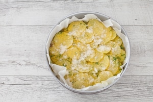 Preparazione Frittata di patate al forno - Fase 2