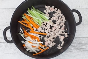 Preparazione Involtini primavera - Fase 3