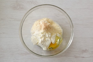 Preparazione Torta salata ricotta e spinaci - Fase 2