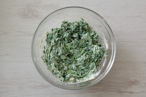 Preparazione Torta salata ricotta e spinaci - Fase 3