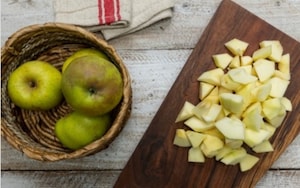 Preparazione Composta di mele e cannella - Fase 1