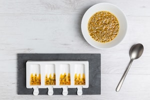 Preparazione Gelati allo yogurt greco e frutto della passione - Fase 2